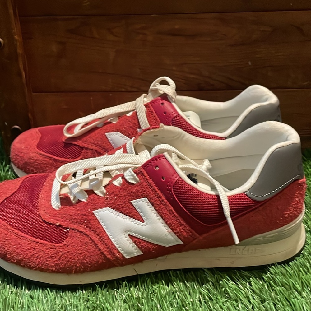 Red new balance tennis 574 size 11 - Picture 3 of 5